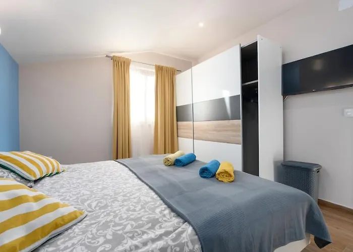 아파트 Malvazija By Briskva